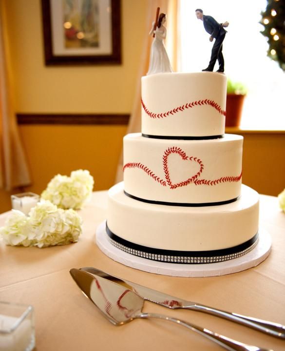 Hochzeit - 9 Of The Most Creative Baseball Wedding Ideas We’ve Ever Seen!