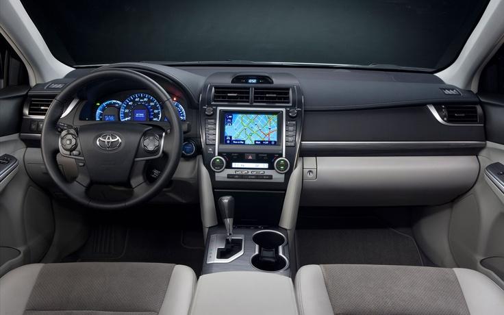 زفاف - Toyota Camry Hybrid 2012