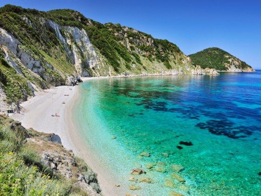 Свадьба - The Italian Coastal Towns Tourists Haven’t Found Yet