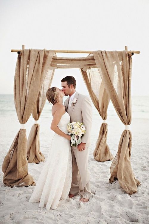 Свадьба - Tips For A Gorgeous Beach Wedding