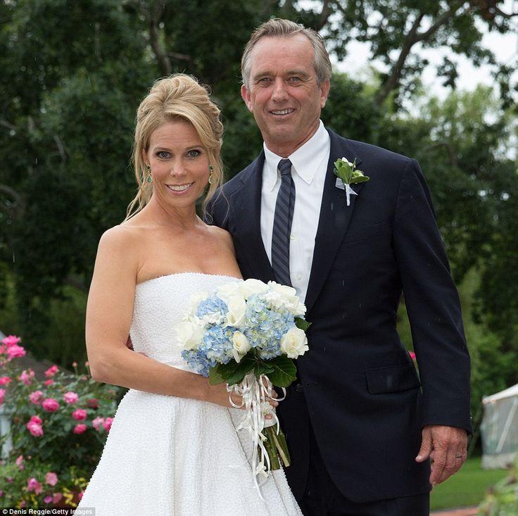 Mariage - PIC EXCL: First Glimpse At Cheryl Hines And Bobby Kennedy's Wedding