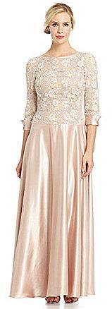 Hochzeit - JS Collections Lace & Satin Gown