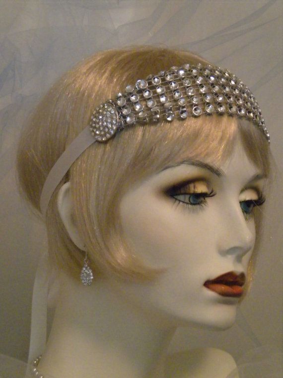 Hochzeit - 1920's Headpiece, Flapper Headband, Gatsby, Old Hollywood, Vintage Style Headband, White, Silver, Rhinestones No. 63