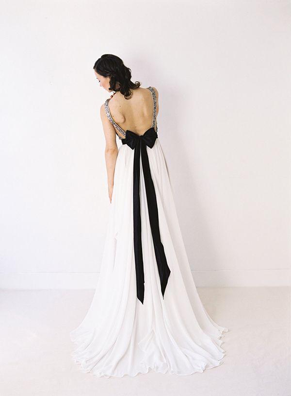 Hochzeit - Etsy Wedding Dress Guide: 8 Amazing Etsy Boutiques For Brides