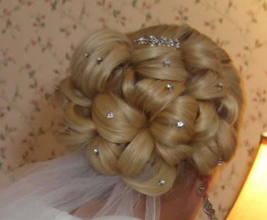 Свадьба - A Bride's Bridal Hair