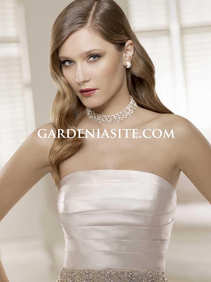Mariage - A-line Strapless Court Train Beading Bow Tiered Satin Wedding Dresses 2014