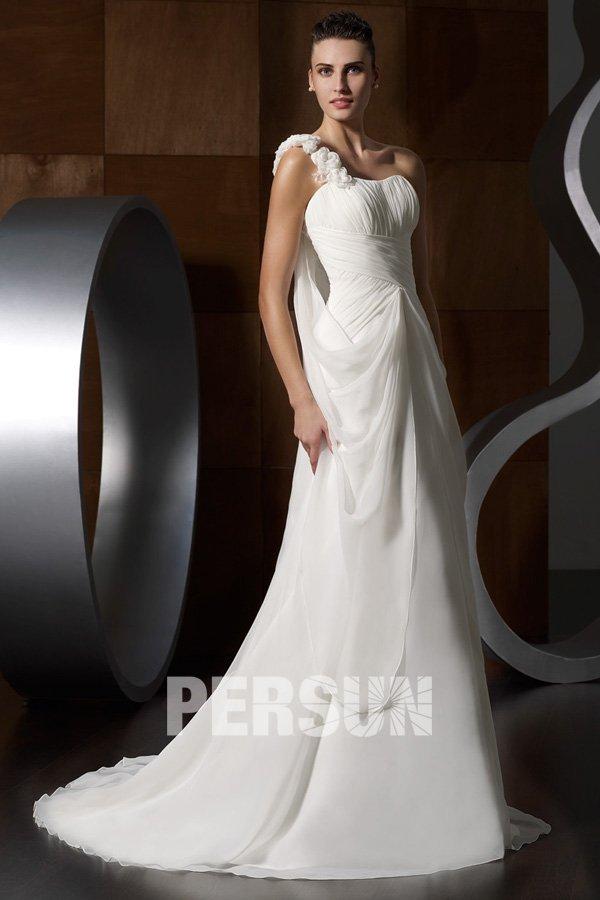 Mariage - Chic One Shoulder Beading Applique Wedding Dress