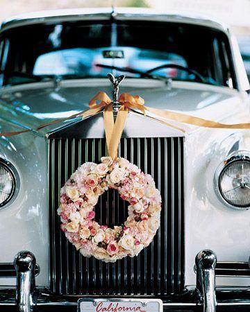 زفاف - Nice Vintage Ride For The Bride And Groom To And From The Wedding