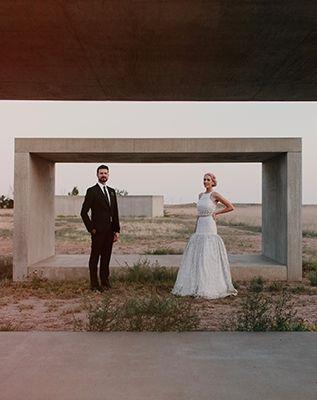 Mariage - Married In Marfa: Inside One Brooklyn Couple's Epic Affair