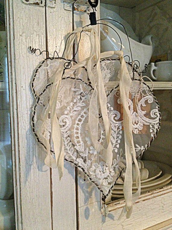 زفاف - Hanging Wire Lace Heart