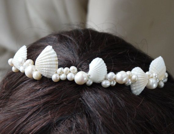 زفاف - Pearl And Shell Tiara- White Sea Shell, Ivory Freshwater Pearl Clusters Beach Summer Wedding Headband