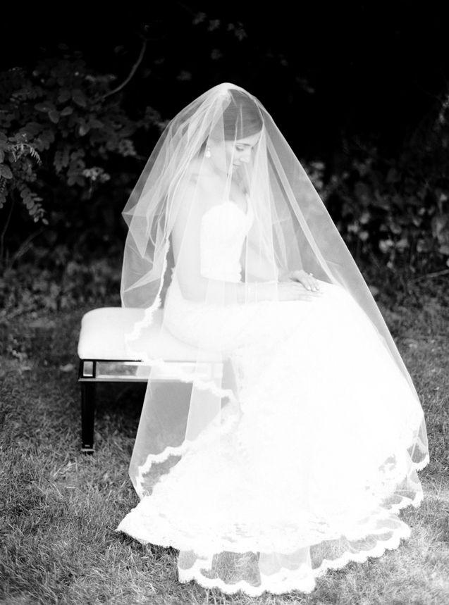 Hochzeit - Bridal Portrait Lindsay Madden