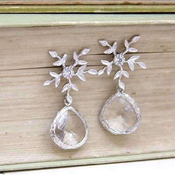 Hochzeit - Arabelle. Crystal Flower Clear Bezel Faceted Glass Post Earrings In Silver