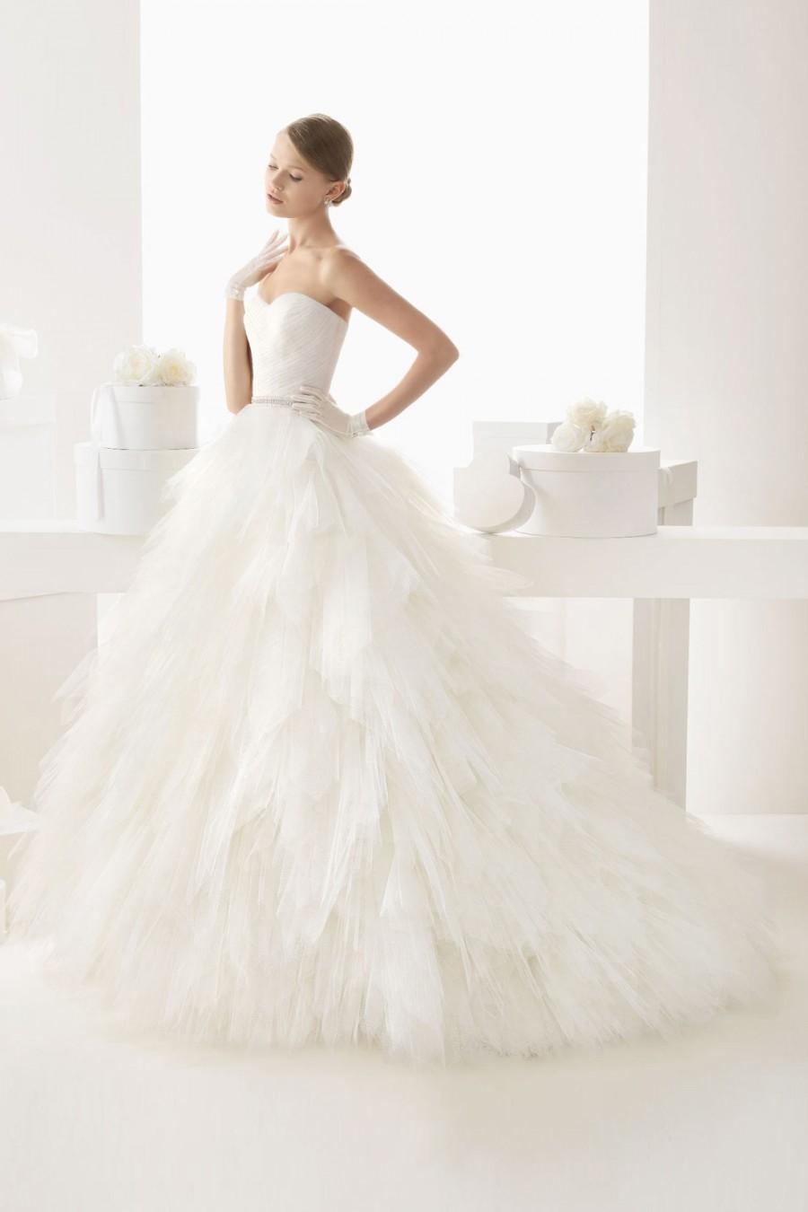 Hochzeit - Sweetheart Strapless Empire Ball Gown Tulle Wedding Dress with Wrap