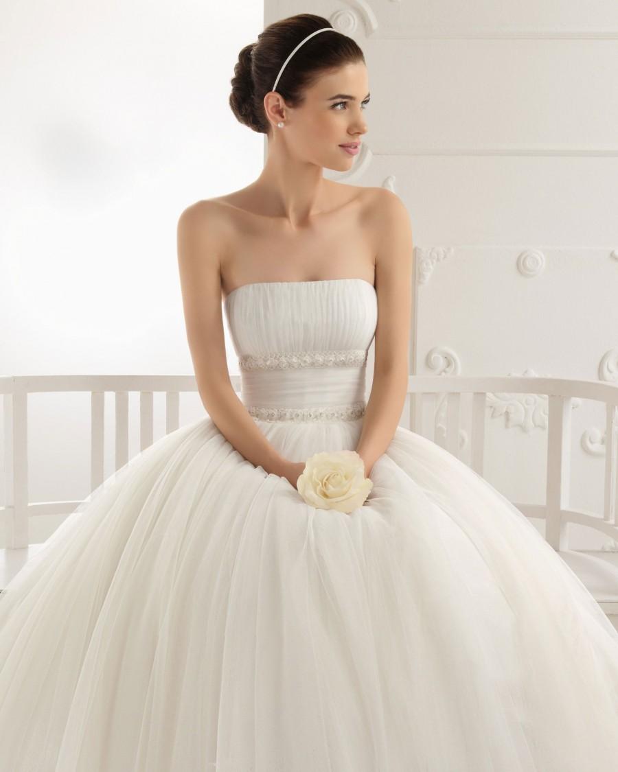 زفاف - A-line Strapless Tea-length Tulle Lace Appliqued Wedding Dress