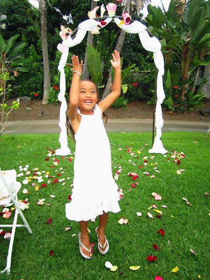 Wedding - Artsy Outdoor Wedding In Hawaii