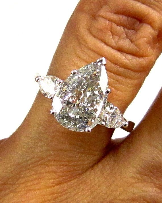 زفاف - Estate Vintage EGL USA 2.67ct Classic PEAR Cut Diamond Engagement Ring In Platinum With Pear Shapes, Circa 1960