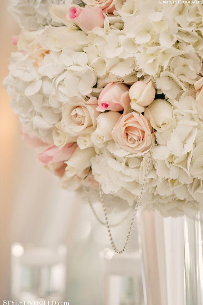 زفاف - Pink And White Wedding Tablescape With Sparkle / Alante Photography