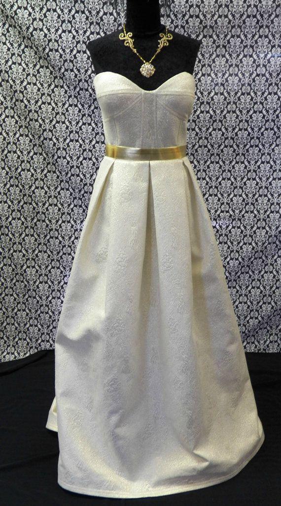 Hochzeit - Ivory And Gold Cotton Matelasse A-Line Wedding Gown