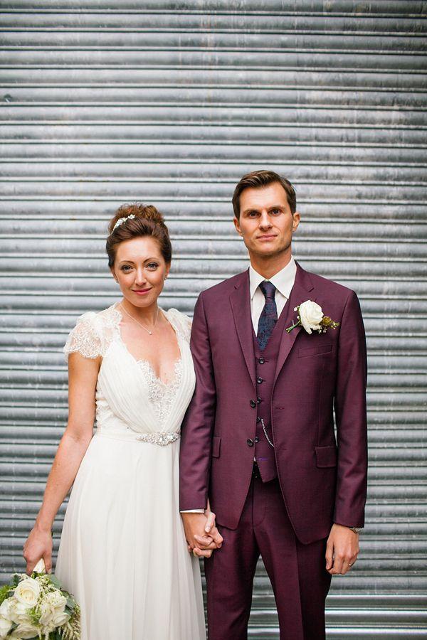 Hochzeit - Jenny Packham, Purple And London Love ~ A Modern Vintage Inspired Hackney Wedding