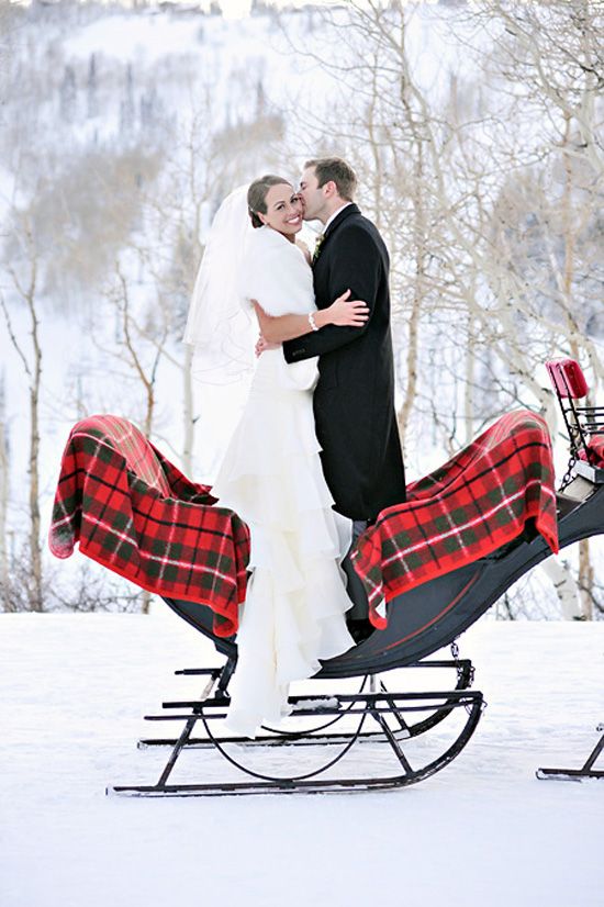 Hochzeit - Real Wedding Spotlight: Winter Wonderland