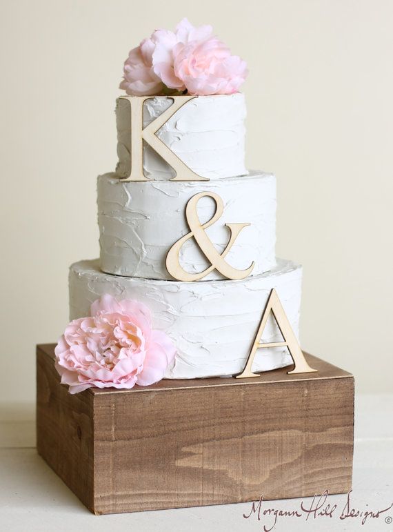 زفاف - Personalized Wedding Cake Topper Wood Initials Rustic Chic Country Barn Decor Cake Decorations (Item Number 140303) NEW ITEM