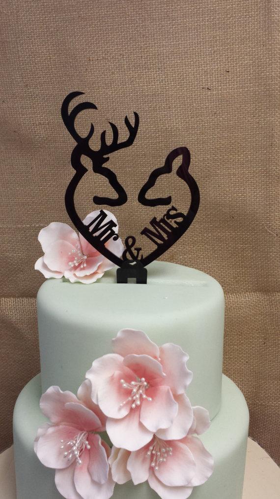Mariage - Buck and Doe Heart Collection- Mr & Mrs Buck and Deer Heart Acrylic Cake Topper