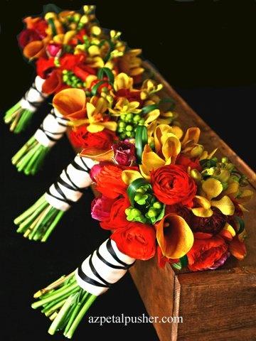 Mariage - Bridal Bouquets  Bright And Bold