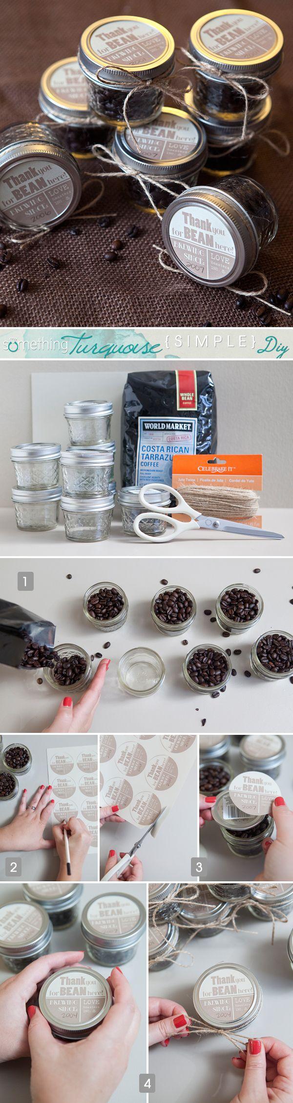 زفاف - Check Out These Adorable Coffee Bean Wedding Favors In Mason Jars!