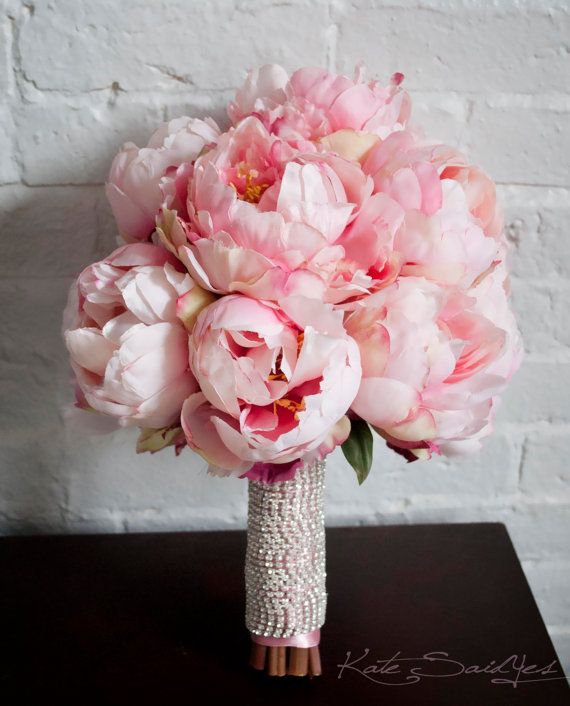 Свадьба - Blush Pink Peony Bouquet With Rhinestone Handle - Peony Wedding Bouquet