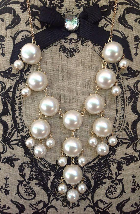 Свадьба - Perfect Pearls Bubble Necklace