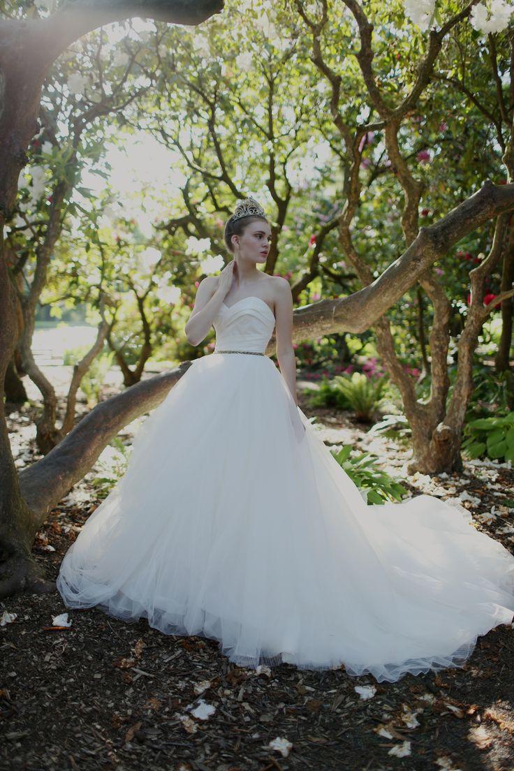 Mariage - Strapless Wedding Dress Inspiration