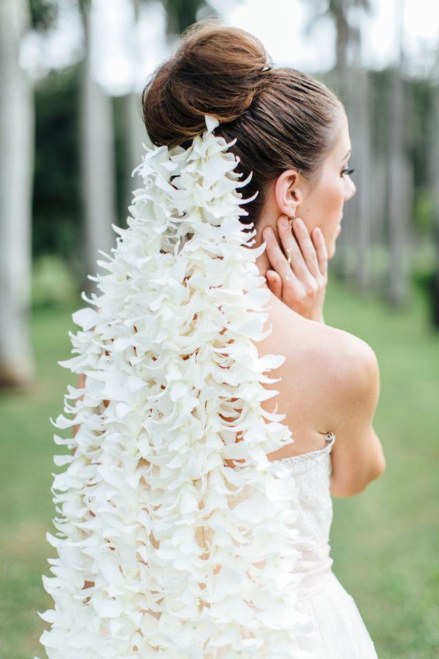 زفاف - Regal Bridal Session With An Orchid Veil
