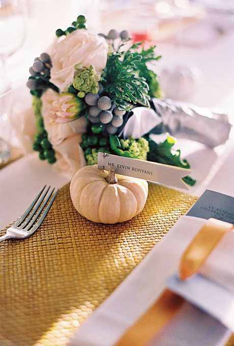 Свадьба - How To Use Pumpkins In Your Fall Wedding