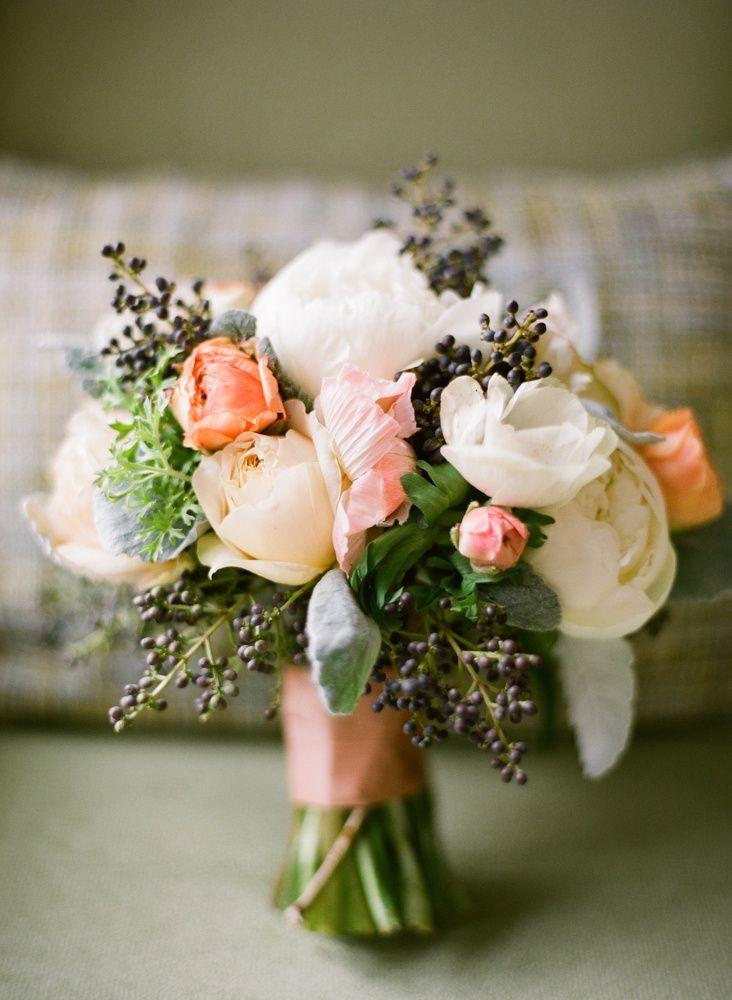 Wedding - Finding The Right Flowers For Your Wedding Bouquet