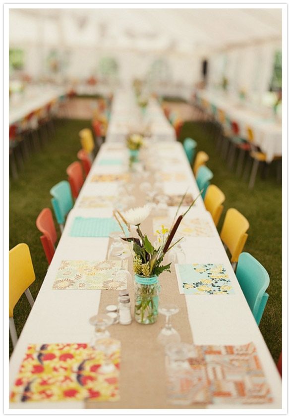 Mariage - Retro-Chairs Add Fun And Whimsy To Wedding Decor