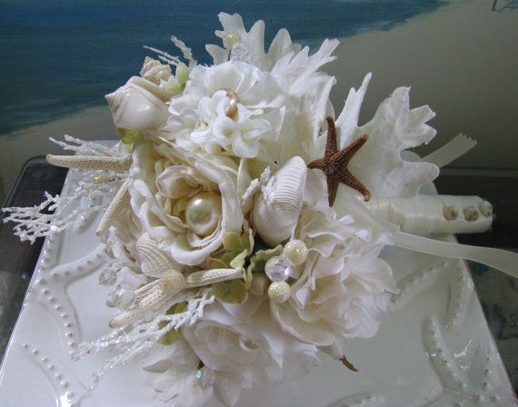 Hochzeit - Seashell Beach Wedding Bridal Bouquet-Coral Bridal Bouquet-White Bridal Bouquet