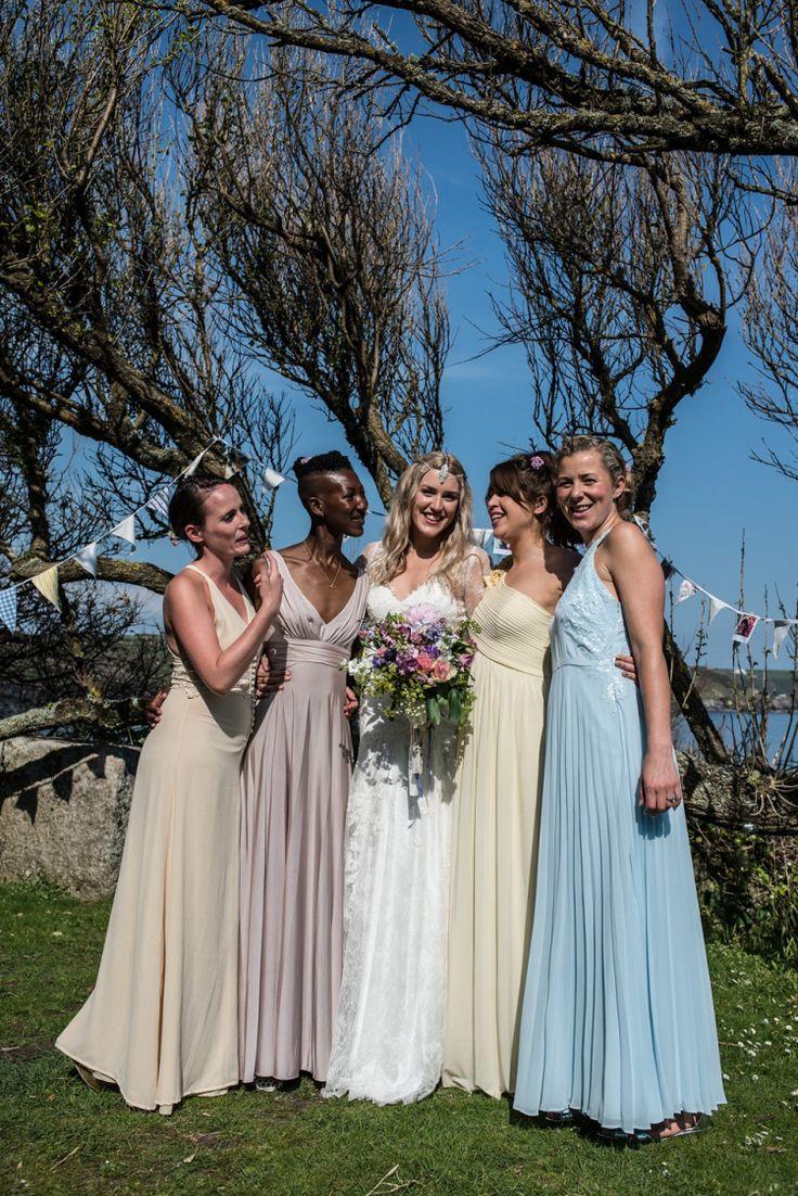 زفاف - An Elegant, Backless Lace Dress For A Cornish Seaside And Surf Wedding