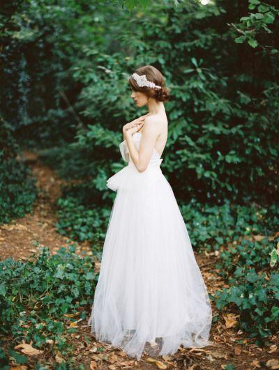 Hochzeit - Forest Bridal Headpiece Shoot