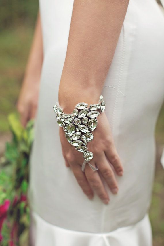 Hochzeit - Aurora - Grecian Crystal Hand Cuff