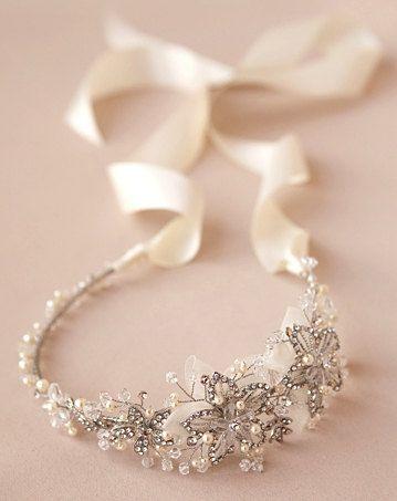 Hochzeit - Vintage Gatsby Bridal Crystal Headpiece, Wired Rhinestone Headband, Flapper Silver Tiara, Wedding Boho Halo, Bride Pearl Ivory Flower Crown