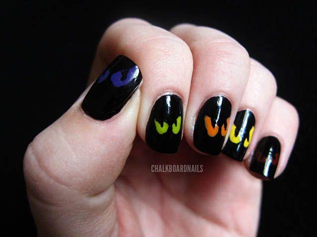 Hochzeit - Come On, Get Into The Spirit! 15 Spooky Nail Art Designs
