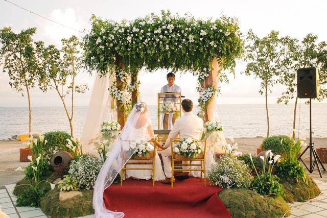 Wedding - Seaside Simplicity