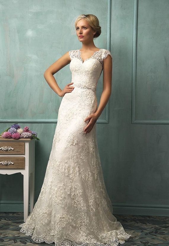 Antique Wedding Dress With V Neck Beads Cap Sleeve Sheer Back A Line Court Train Lace Glamorous