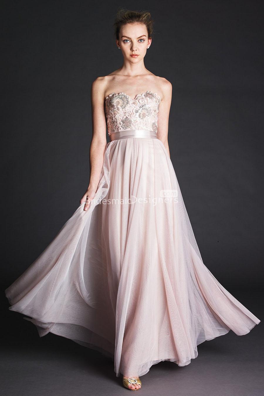 Свадьба - A Line Lace Scallop Neck Sleeveless Long Blush Bridesmaid Dress
