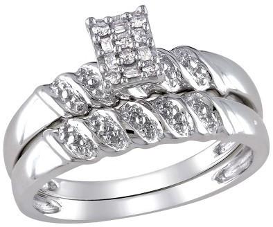 زفاف - 1/10 CT. T.W. Round and Parallel Baguette Diamond Bridal Ring Set in Sterling Silver (GH I2-I3)