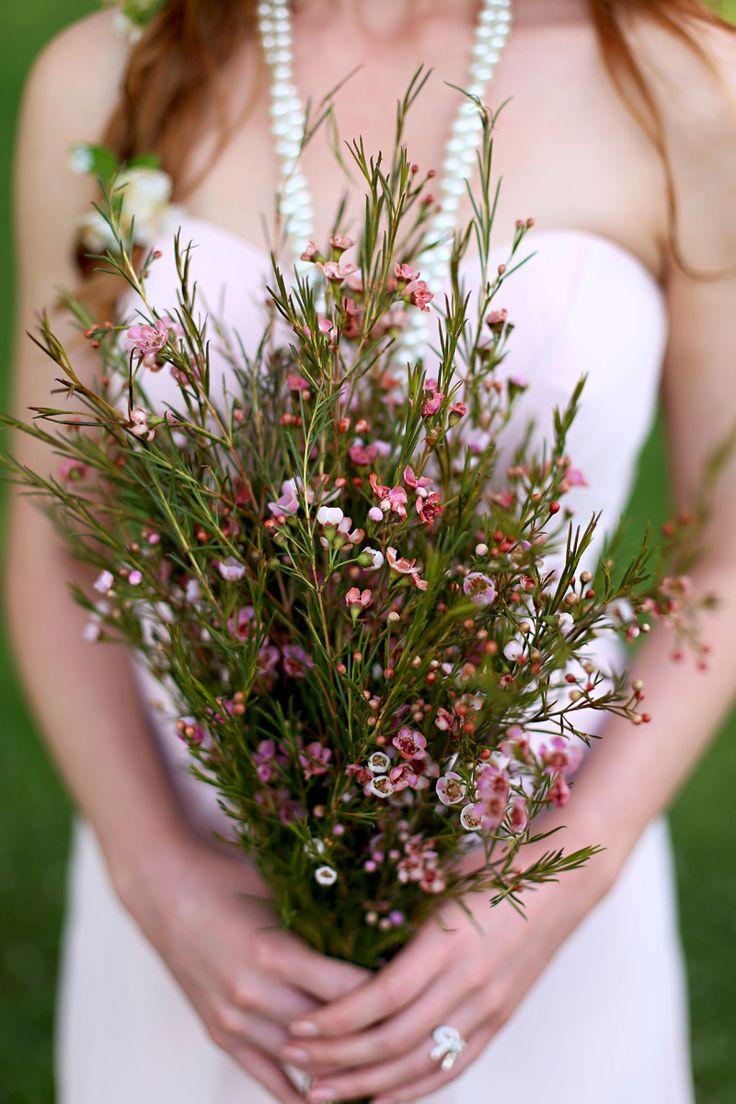 Wedding - Spring Wedding Inspiration With A Floral Crown In A Beautiful Orchard
