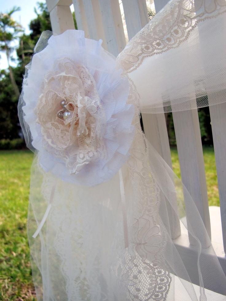 زفاف - Set Of Shabby Chic Lace And Pearls Flower Brooch Decoration Perfect For An Elegant Wedding - Small, Medium Or Large