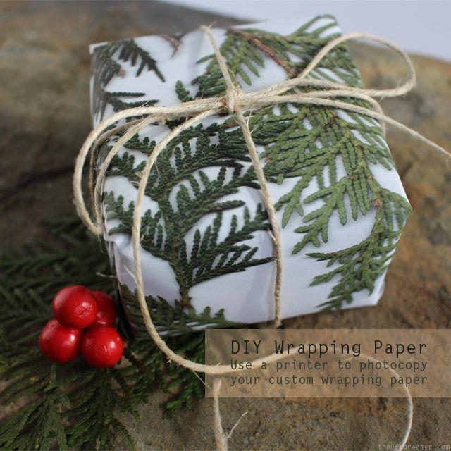Свадьба - DIY Wrapping Paper - Created Easily With A Printer