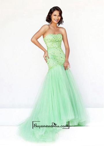 Mariage - Alluring Tulle Strapless Neckline Mermaid Evening Dress With Train